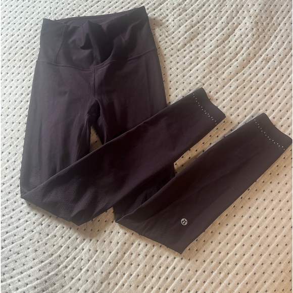 lululemon athletica Pants - Lululemon size 6 leggings
